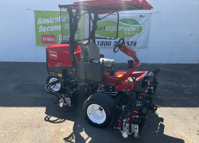 Toro 3550 - D Reelsmaster Used mower pic view