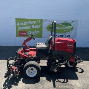 Toro 3550 - D Reelsmaster Used mower side 1