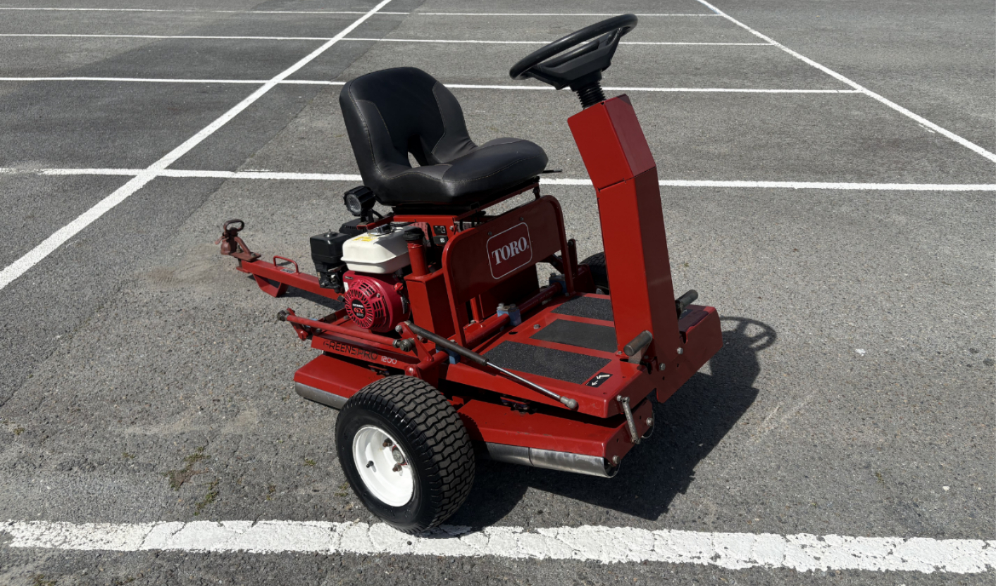 Used Toro Greenspro 1200 Greens Roller